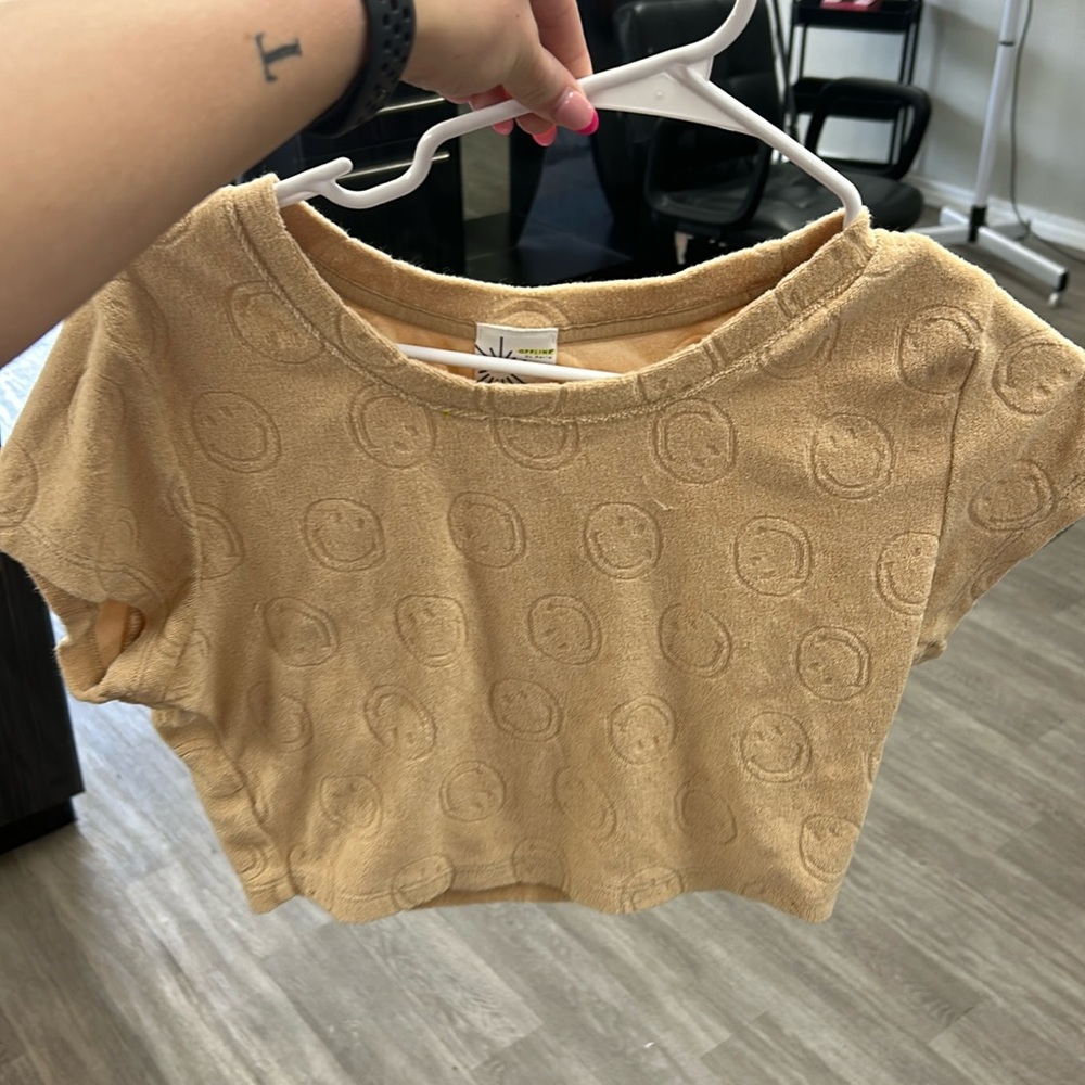 Aerie Crop